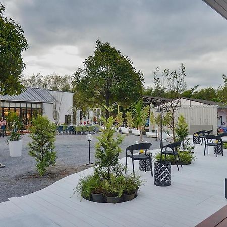 Jb Grand Resort Nakhon Si Thammarat Ngoại thất bức ảnh