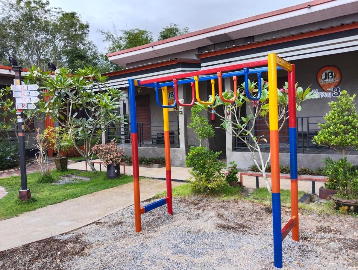 Jb Grand Resort Nakhon Si Thammarat Ngoại thất bức ảnh