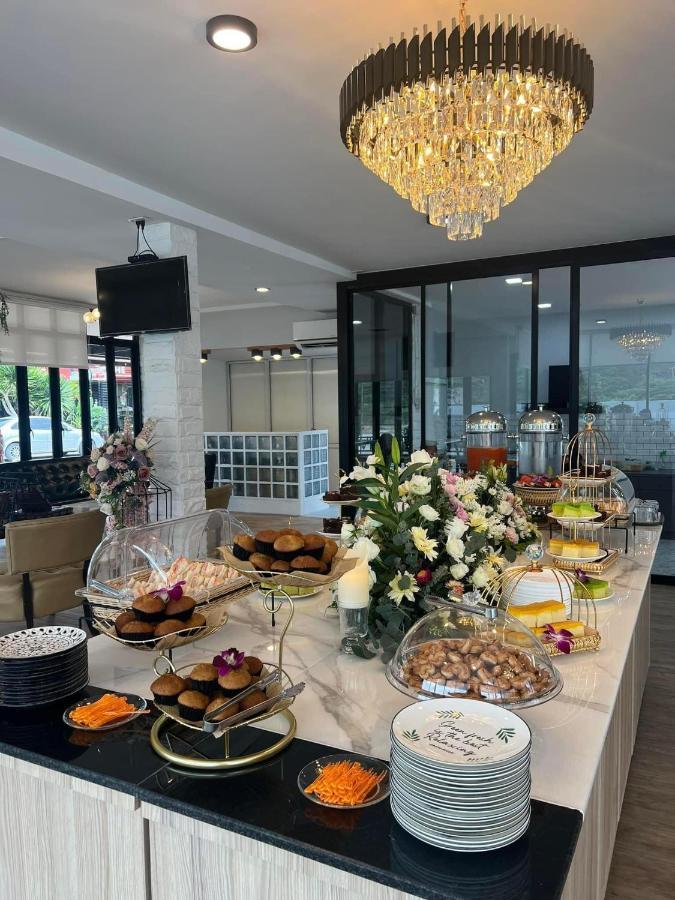 Jb Grand Resort Nakhon Si Thammarat Ngoại thất bức ảnh
